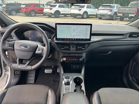 Used 2024 Ford Escape ST-Line w/ Tech Pack #1 AWD/4WD image 14