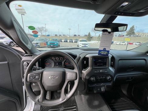 Used 2020 Chevrolet Silverado 1500 Custom Trail Boss w/ Infotainment Package image 34