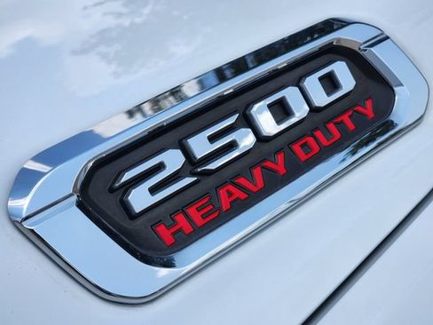 Used 2022 RAM 2500 Limited AWD/4WD image 13