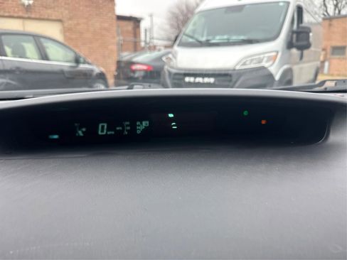 Used 2010 Toyota Prius Three image 18