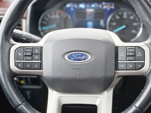 Used 2023 Ford Expedition Limited image 16