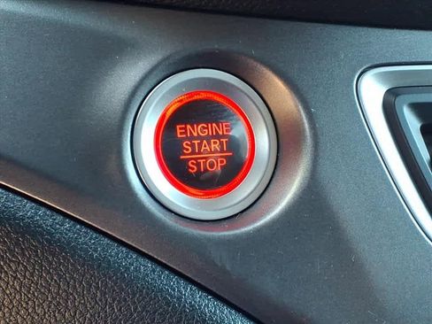 Certified 2022 Honda Pilot Sport image 24