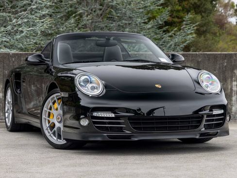 Used 2011 Porsche 911 Turbo S AWD/4WD image 6
