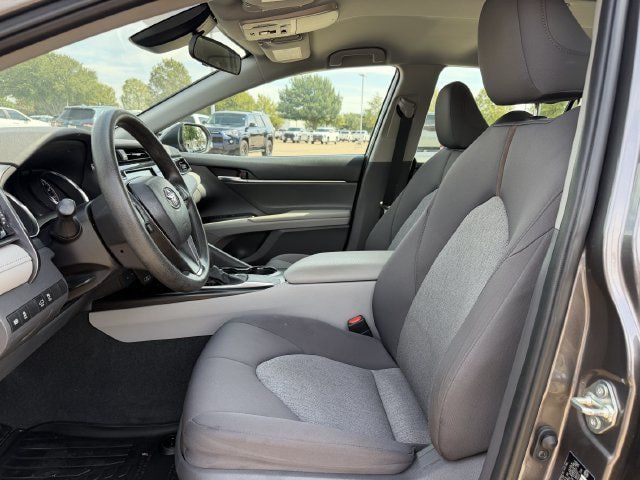 Used 2020 Toyota Camry LE FWD image 22