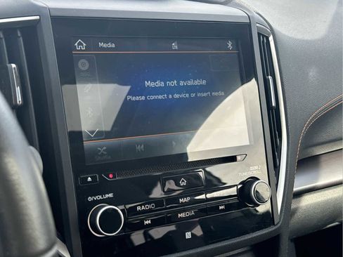 Used 2019 Subaru Crosstrek 2.0i Limited w/ Moonroof Package w/Navigation image 38