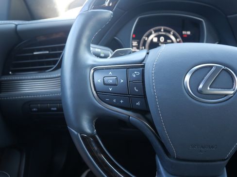 Used 2023 Lexus LS 500 w/ Luxury Package image 15