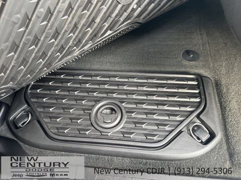 Used 2023 RAM 1500 Big Horn image 12