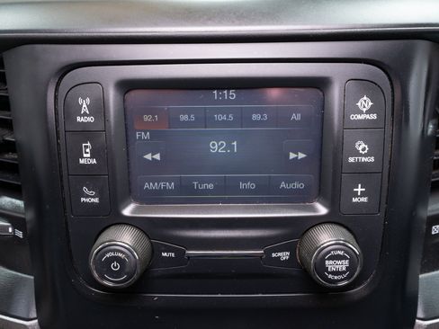 Used 2019 RAM 2500 Tradesman w/ Chrome Appearance Group AWD/4WD image 16