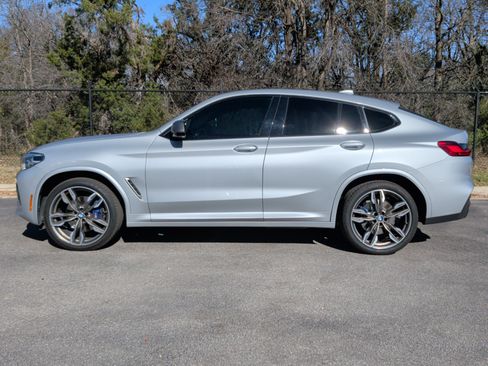 Used 2019 BMW X4 M40i w/ Driving Assistance Package image 12