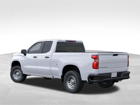 Used 2026 Chevrolet Silverado 1500 W/T w/ WT Value Package AWD/4WD image 3