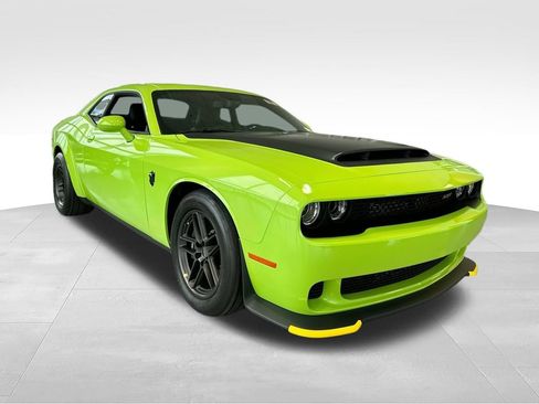 Used 2023 Dodge Challenger SRT Hellcat Redeye RWD image 2
