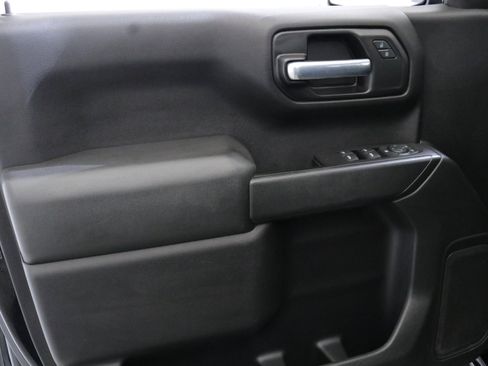 Used 2020 Chevrolet Silverado 1500 Custom Trail Boss w/ Custom Convenience Package image 20