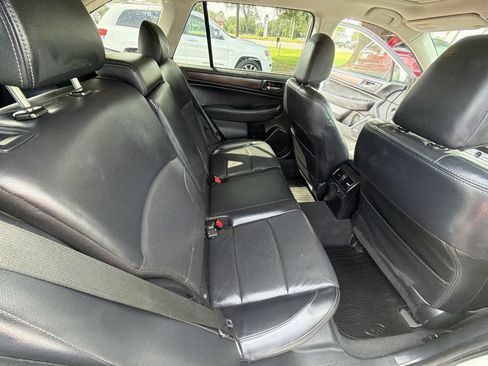 Used 2015 Subaru Outback 2.5i Limited AWD/4WD image 22