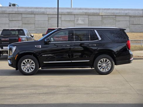 Used 2025 GMC Yukon Denali image 4