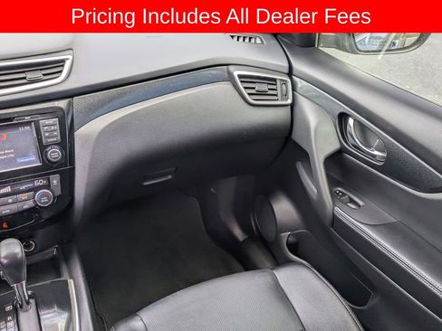 Used 2016 Nissan Rogue SL w/ SL Premium Package FWD image 17