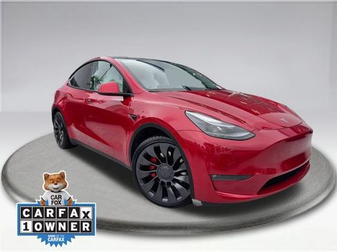 Used 2022 Tesla Model Y Performance AWD/4WD image 2