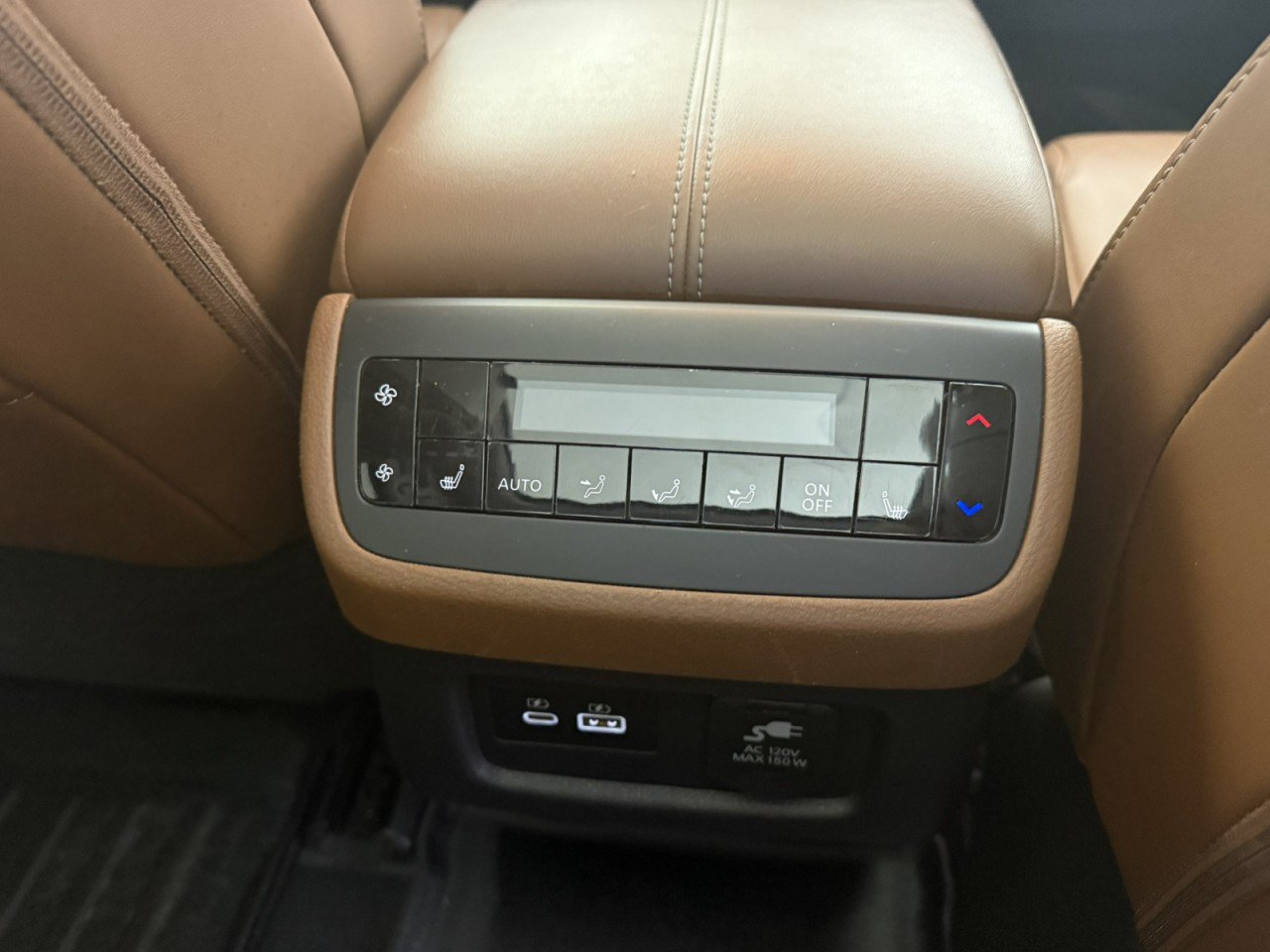 Used 2023 Nissan Pathfinder Platinum AWD/4WD image 15