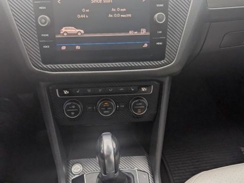 Used 2018 Volkswagen Tiguan SE w/ 3rd Row Seat Package image 50