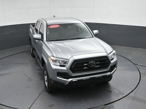 Used 2022 Toyota Tacoma SR image 42