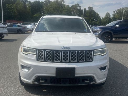 Used 2017 Jeep Grand Cherokee Overland w/ Jeep Active Safety Group RWD image 2
