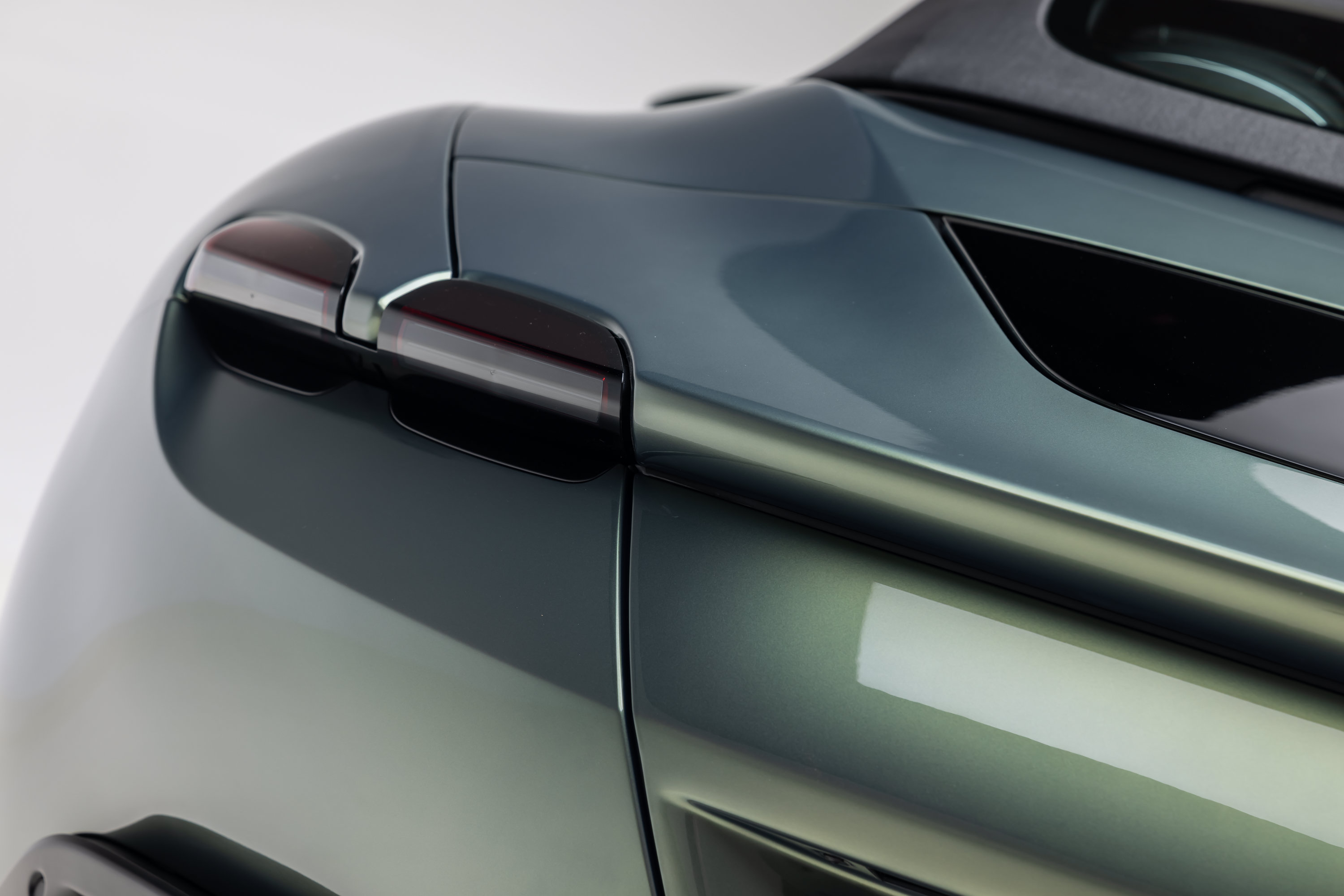 Certified 2026 Ferrari Roma Spider RWD image 23