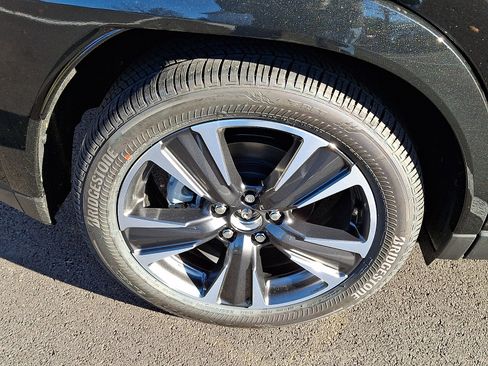 New 2025 Lexus UX 300h AWD image 5