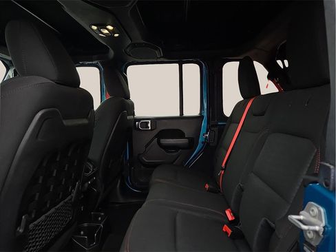 Used 2020 Jeep Wrangler Unlimited Rubicon w/ Quick Order Package 28Y Recon image 9