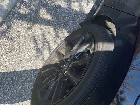 Used 2024 MAZDA MAZDA3 s image 5