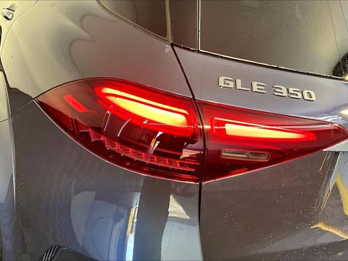 New 2026 Mercedes-Benz GLE 350 4MATIC image 5