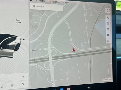 Used 2021 Tesla Model 3 Standard Range Plus RWD image 23