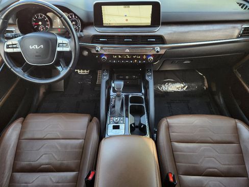 Used 2022 Kia Telluride SX w/ SX Prestige Package image 5