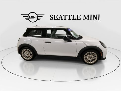 Certified 2025 MINI Cooper S image 12