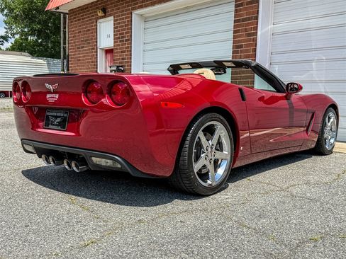 Used 2008 Chevrolet Corvette Convertible w/ Preferred Equipment Group RWD image 38