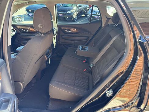 Used 2018 GMC Terrain SLE w/ Driver Convenience Package image 18