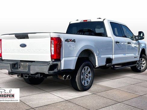 Used 2024 Ford F250 XLT image 12