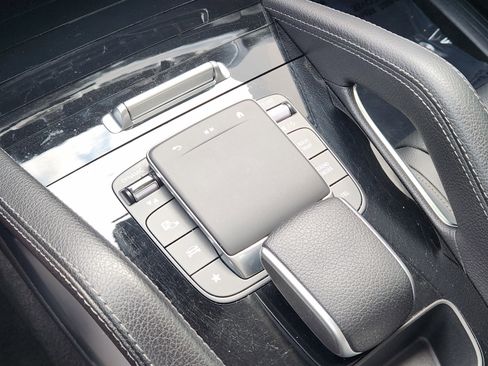 Used 2024 Mercedes-Benz GLE 450 GLE 450 image 21