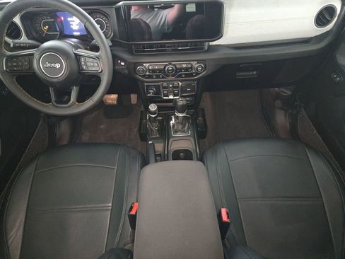 Used 2024 Jeep Gladiator Sport AWD/4WD image 25