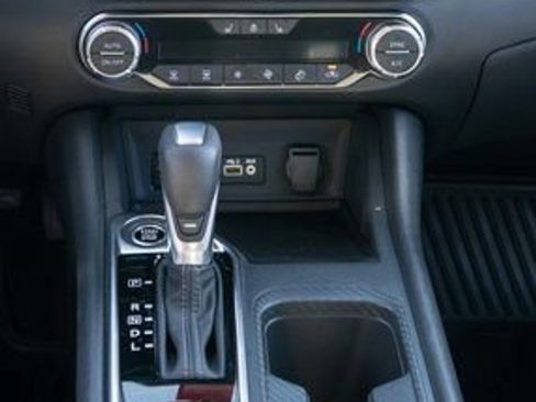 Certified 2025 Nissan Sentra SV w/ All-Weather Package FWD image 16