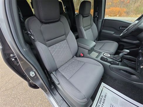 New 2026 Nissan Frontier SV image 27