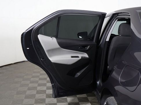 Used 2023 Chevrolet Equinox LT AWD/4WD image 17
