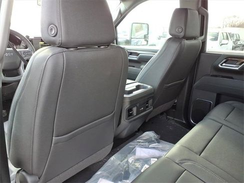 New 2026 Chevrolet Silverado 2500 LT w/ Trail Boss Package image 7