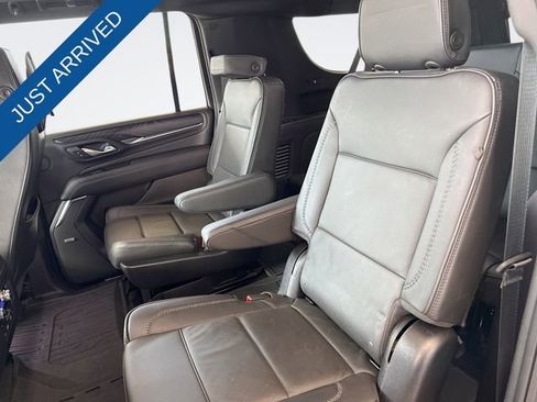 Used 2024 GMC Yukon XL Denali w/ Denali Reserve Package image 23