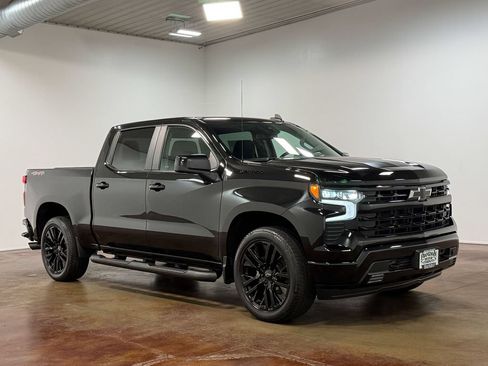 Used 2024 Chevrolet Silverado 1500 RST w/ Rally Edition AWD/4WD image 22