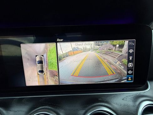 Used 2019 Mercedes-Benz E 300 E 300 image 21