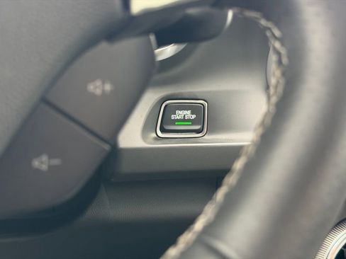 Used 2018 Chevrolet Camaro SS RWD image 46