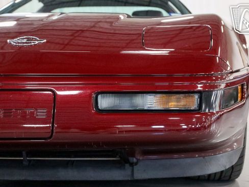 Used 1993 Chevrolet Corvette Coupe image 12