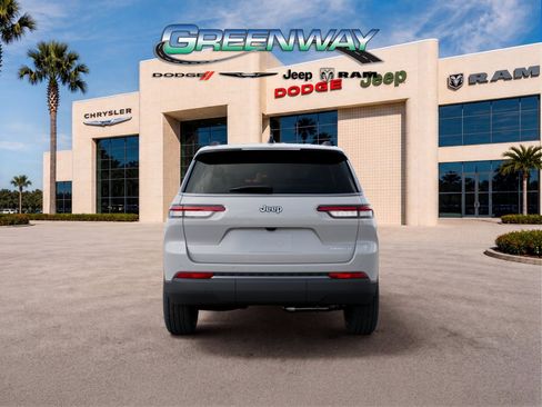 New 2026 Jeep Grand Cherokee L Limited RWD image 7