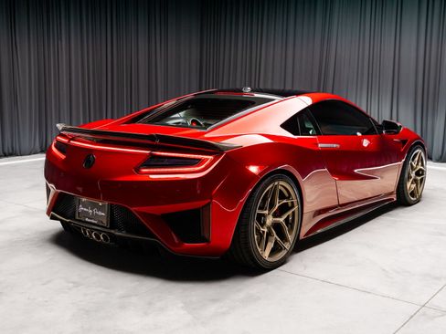 Used 2017 Acura NSX AWD/4WD image 38