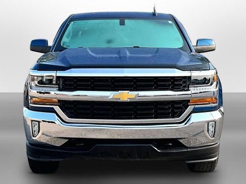 Used 2018 Chevrolet Silverado 1500 LT w/ All Star Edition AWD/4WD image 2
