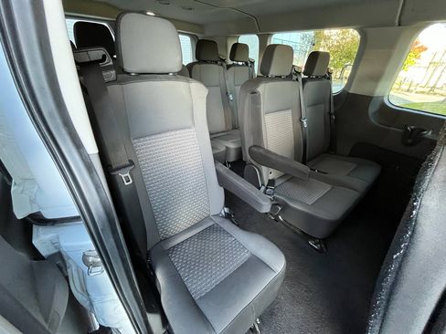 Used 2023 Ford Transit 350 XLT image 27